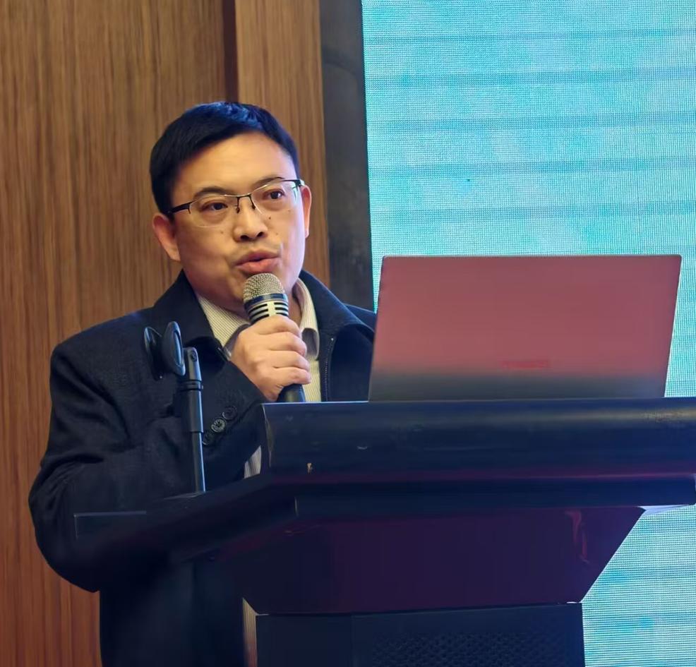 产能稳步增长承压能力较好但喷气涡流纺也要防“内卷”(图13)