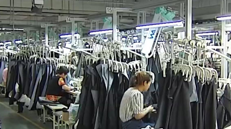 一件高端衬衣用时不到3分钟服装智能工厂里的速度与激情
