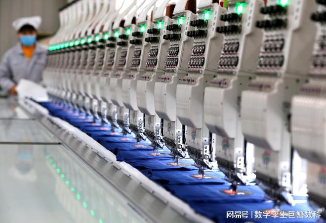 星空体育：服装工厂数字孪生可视化系统助力服装工业智慧化数字化转型(图1)