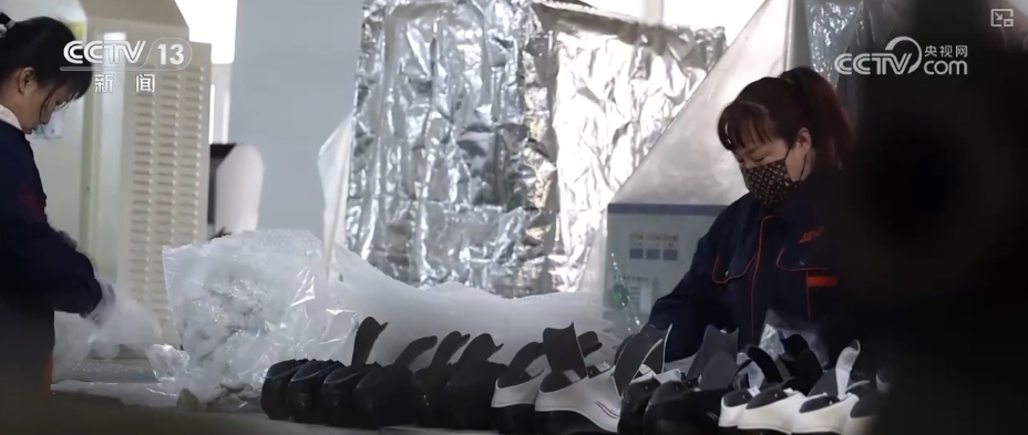 从一季“火”到四季“热” 冰雪装备产业搭乘科技“快车”跑出“加速度”(图3)