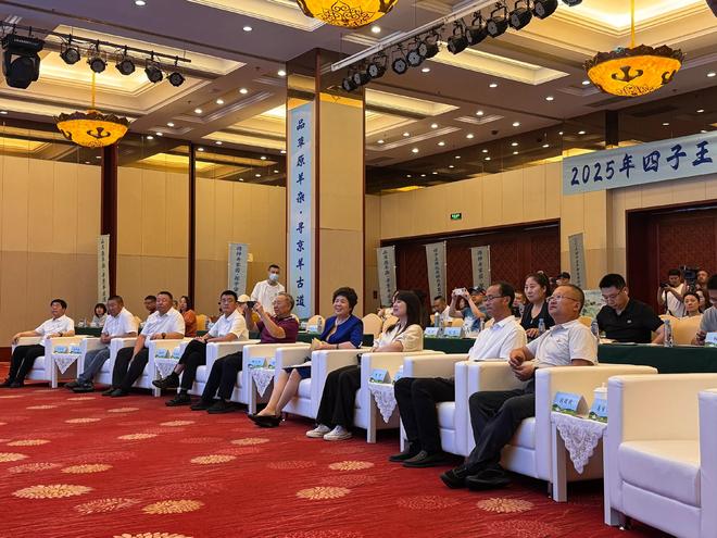 2025四子王羊杂美食活动将启多国烹手竞逐草原味(图6)