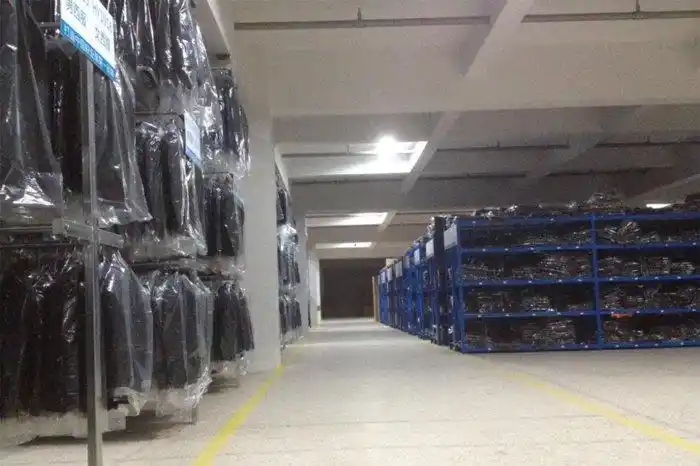 雅都服饰斩获“2025中国服装高端定制十大品牌”引领服装定制新标杆(图2)