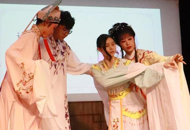 香港大学生在长宁的一天……(图4)