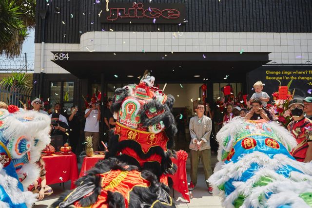 星空体育平台：合作20年后为了12万耐克起诉陈冠希旗下潮牌店(图9)