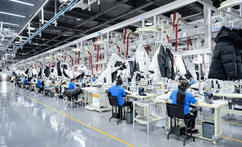 波司登怎么样?波司登哈尔滨工厂解锁服装智造新范式共绘服装行业蓝图(图1)