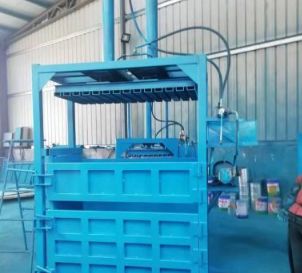 液体抽真空机生产厂家认准东莞宝拾兴专业研制衣服压缩打包设备(图2)