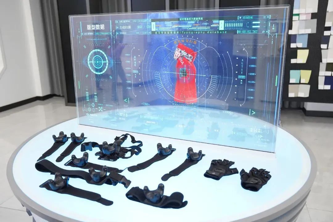 浙江休闲服饰三巨头半年赚不到5个亿昔日首富现身直播间跳团舞