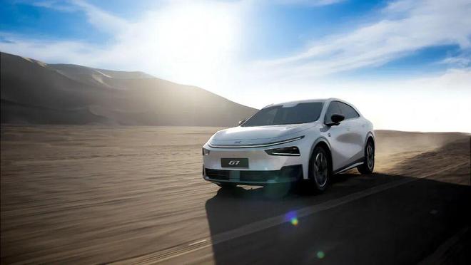 星空体育：库克：iPhone Air续航出色西贝创始人表示应对方式有错称罗永浩是网络黑嘴北京中小学开设人工智能通识课(图8)