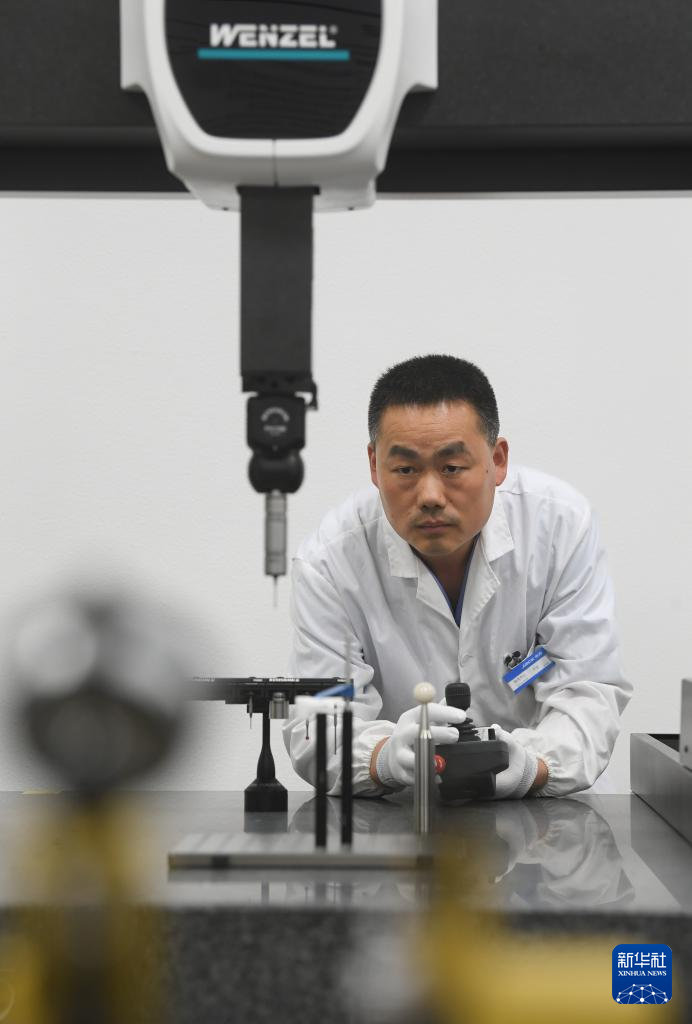 星空体育:决胜“十四五” 打好收官战|一家民营企业的“中国智造”之路(图8)