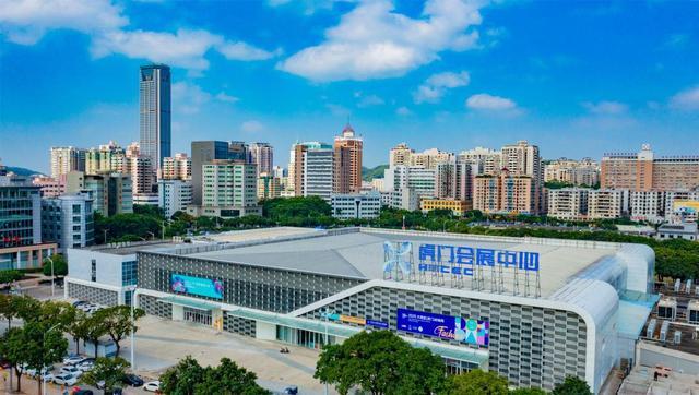 星空体育：广东虎门服装业铸全球产业新标杆(图1)