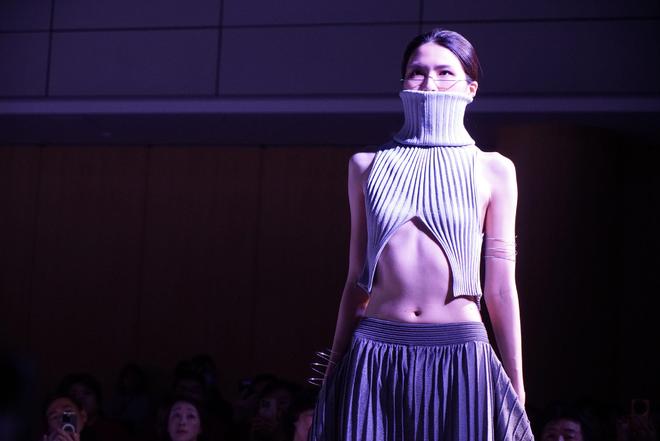 品牌秀助阵 环亚洲新锐设计师服装设计大赛总决赛在东京举行(图6)