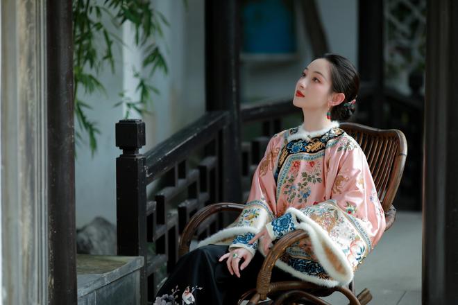 一城风絮织就中华服饰的传承与创新华章(图5)