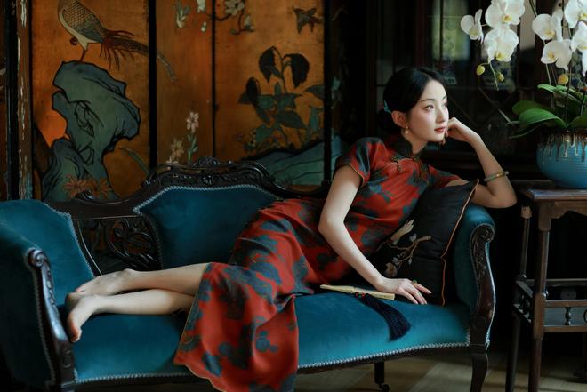 一城风絮织就中华服饰的传承与创新华章(图7)