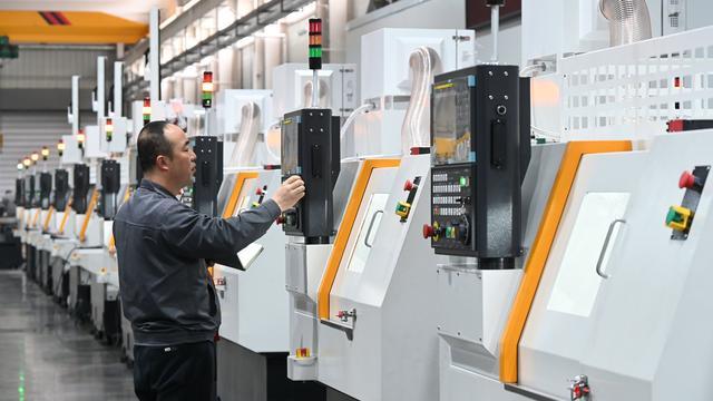 星空体育平台：优势产业持续壮大 传统制造向新而行——宝鸡市渭滨区跑出工业能级跃升加速度(图2)