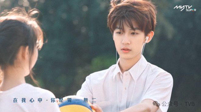 TVB彻底疯了！首部AI生成短剧开播主角非真人却开社交账号(图2)