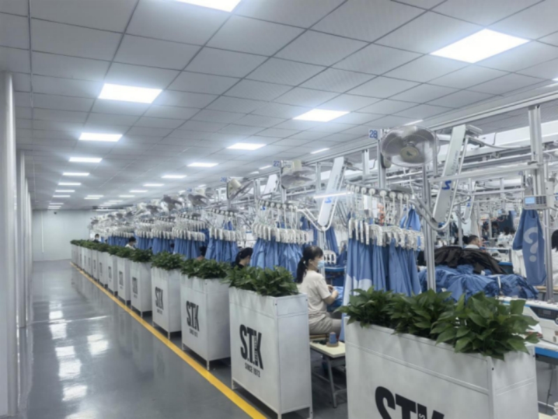 东莞：税助服装名镇焕发产业新动能(图2)