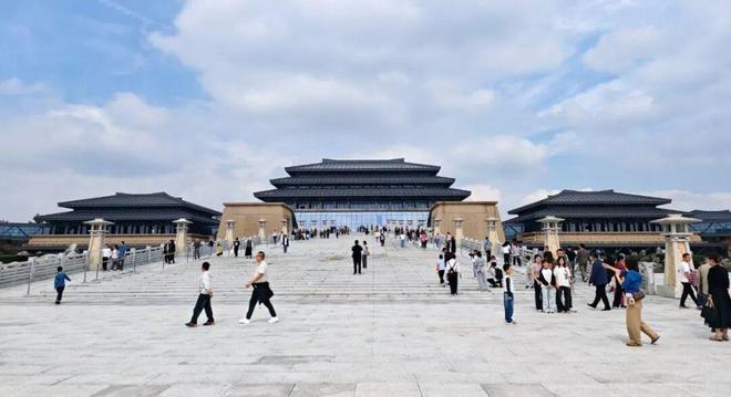 西北规模最大、配套最全！西部国际短视频基地开园！(图7)