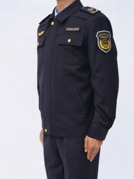 靠前一步 精准服务