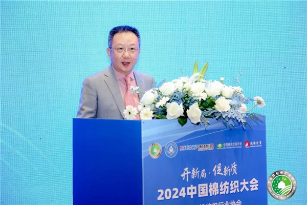 星空体育：纺织品和服装行业研究：运动板块25全年流水稳健；AKK菌位于产业爆发前夜