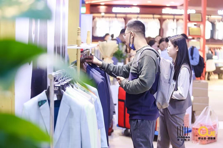 个性U盘玩科技时尚 众厂商借“壳”赢市