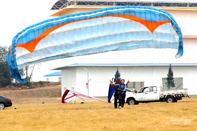 聚焦2026江西省两会｜专访省人大代表刘阳青：让“大美共青”更加出圈出彩(图2)