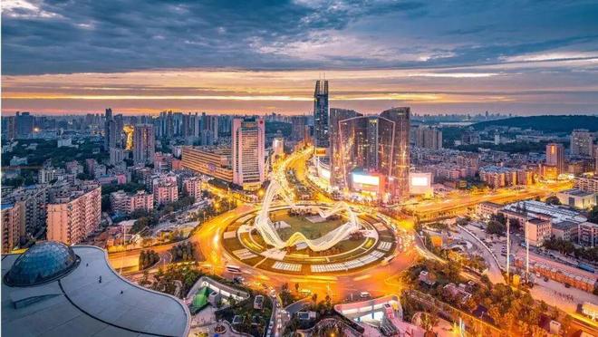 星空体育平台:2025年湖北各地GDP排名武汉221万亿创新高宜昌大幅领先襄阳(图1)