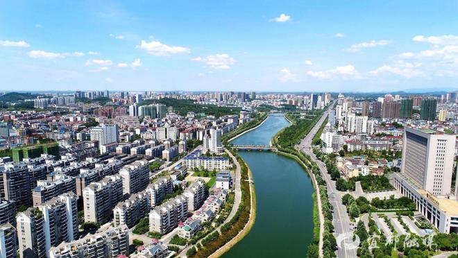 星空体育平台:2025年湖北各地GDP排名武汉221万亿创新高宜昌大幅领先襄阳(图12)