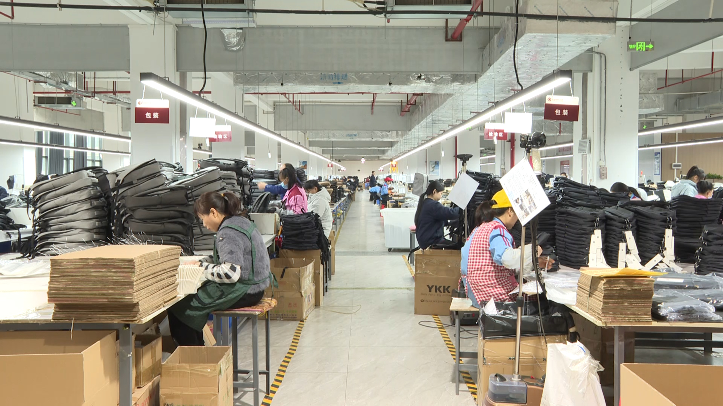 贺州：奏响复工复产“春之声”(图2)