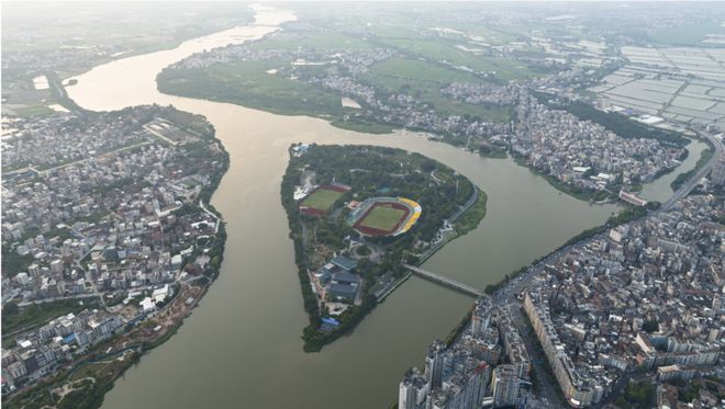 年产25亿双拖鞋的小城踢出了广东最猛的足球(图6)