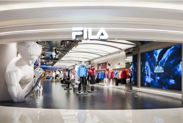 星空体育平台：安踏集团收入增长133%突破802亿元 连续四年稳居中国首位(图2)