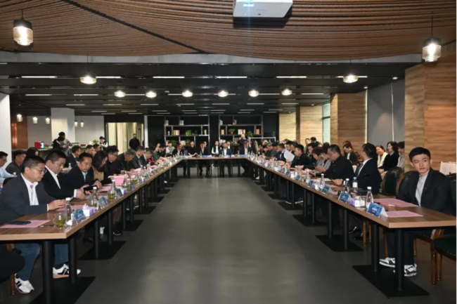 聚焦AI赋能与国际合作 2026海内外纺织服装供应链合作大会在昆山召开(图12)