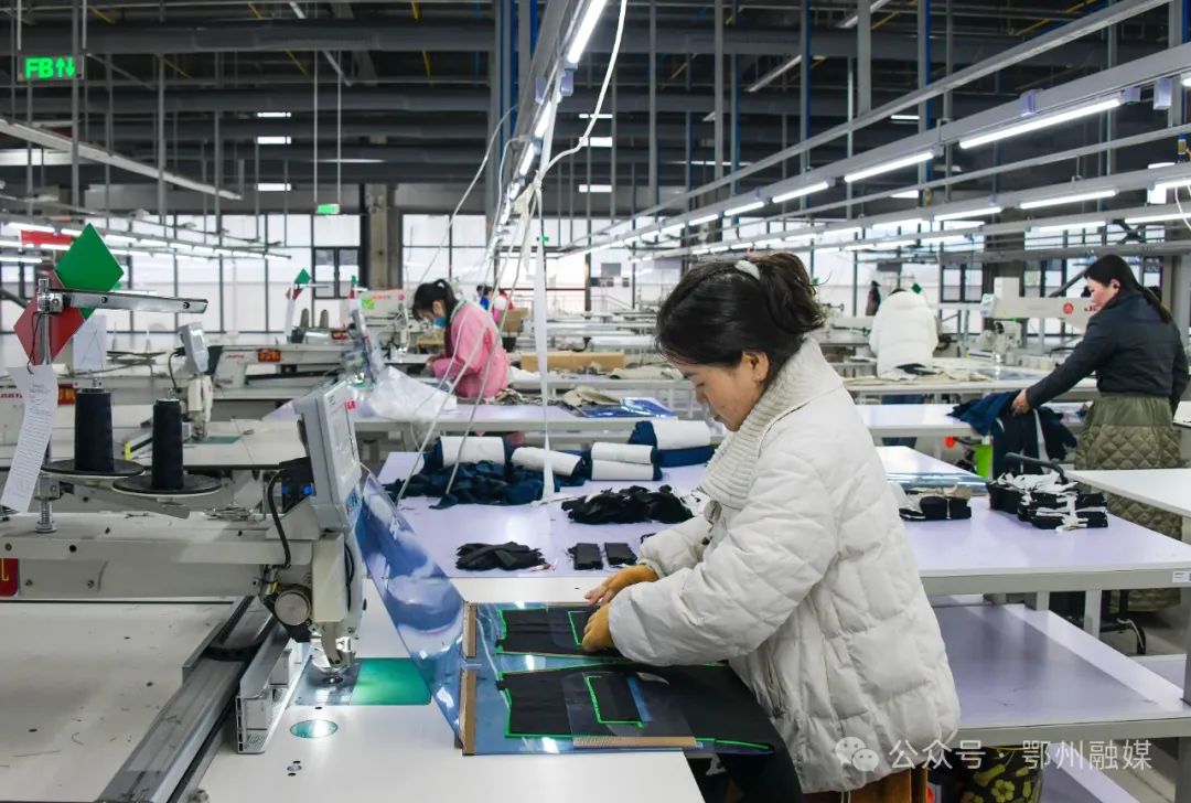 星空体育平台：内销新动能：鸿天集团以品质为核 创新破局