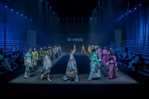 才聚洪城纺未来 智汇赣鄱启新程 2025纺织人才大会在南昌举办(图9)