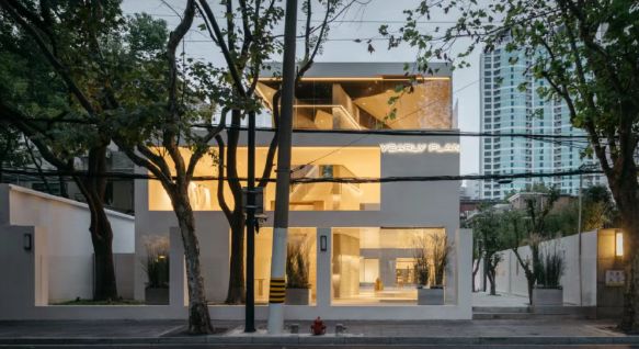 星空体育：YEARLY PLAN落子成都麓湖CPI这个中国当代品牌不到三年时间打造十余家店(图14)