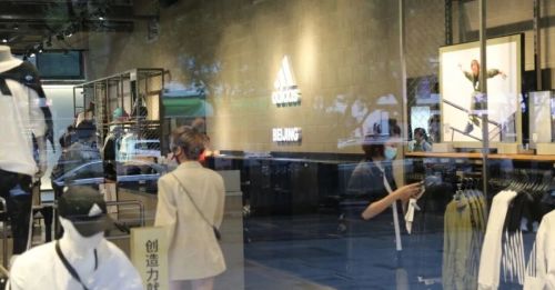 阿迪达斯赢回中国消费者下一个问题是靠什么留住(图5)